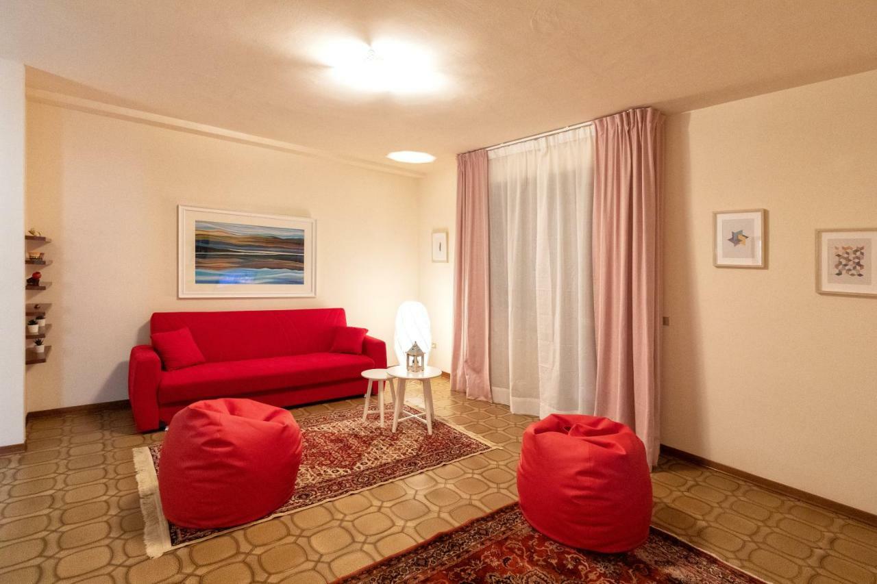 Apartmán Casa Del Sole Prato  Exteriér fotografie